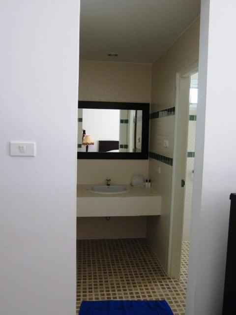 Kalim Hill Hotel Patong Room photo